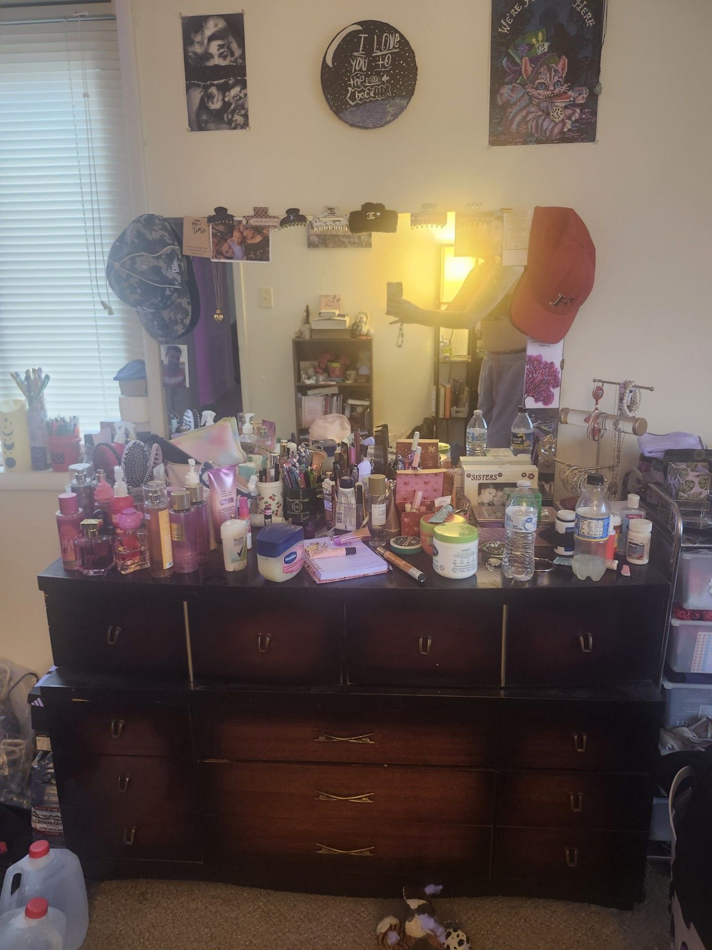 Dresser w mirror and Chest of drawers