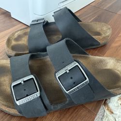 Men’s Birkenstock Black Leather Sandals Size 10