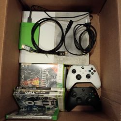 Xbox One S 500 Gb Disk Console. With 2 TB External Hard Drive And 2 Controllers 