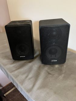 Optimus Pro 7  bookshelf Speakers