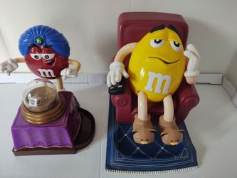 M&Ms Candy Dispenser 