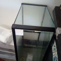 Fish Tank, Lights and assemblies