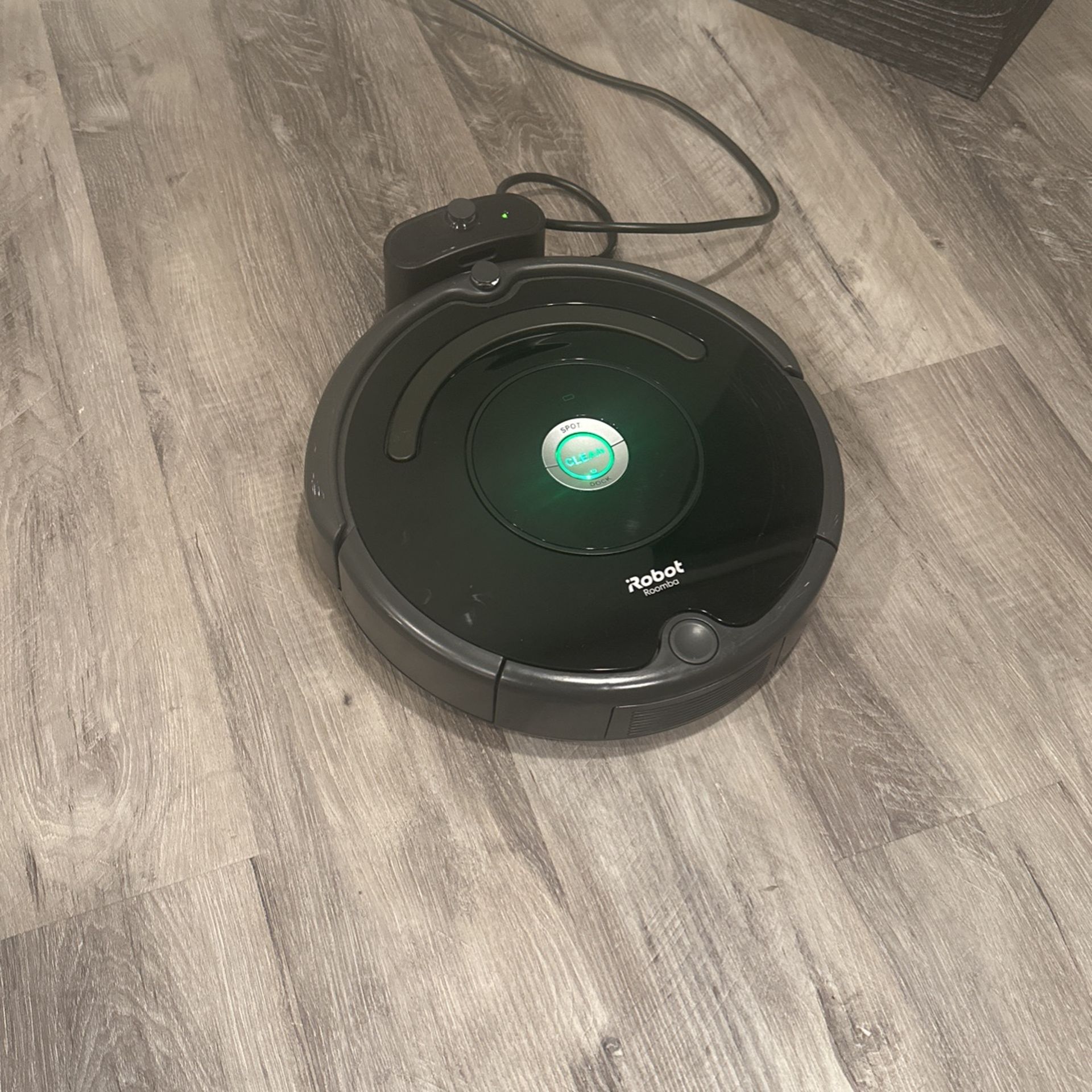 Lightly Used Roomba 614