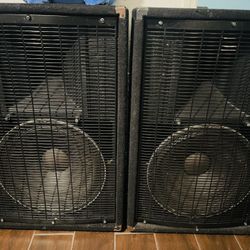  15 inch mains set of 2 Ev 750watts Rms Each 