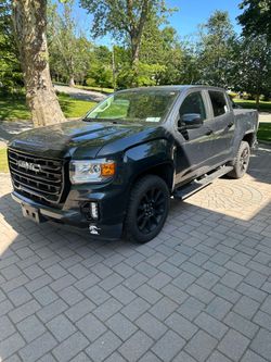 2022 GMC Canyon Denali Pickup Truck