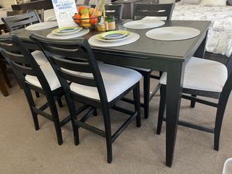 Table black