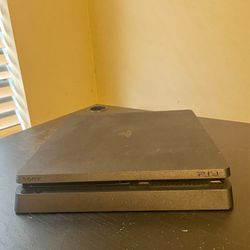 PS4  everything Included 