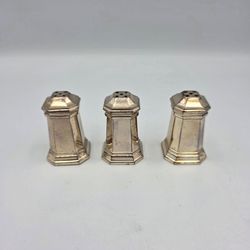 WM A. Rogers Salt & Pepper Shakers Silverplate 3ct set Oneida