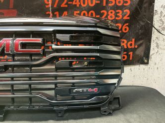 GMC SIERRA 1500 AT4 GRILLE 2022-2024 with CAMERA OEM