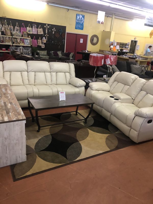 Bedroom Sets In San Antonio Tx       - Cheap One Bedroom Apartments In San Antonio Tx | Bedroom ... / Stowers furniture features a large selection of quality living room, bedroom, dining room, home office, and entertainment furniture as well as mattresses, home decor, and accessories.