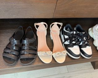 Girl Shoes - 1.5 Nike, New Balance, Crocs, OnCloud