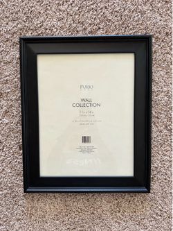 Black picture frame