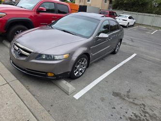 Vendo acura tl types título limpio 125 mil millas en buenas condiciones estoy pidiendo 8.800
