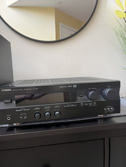 Yamaha Av Reciever RX-V496