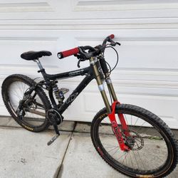 Giant AC1 Full Suspension Mountain Bike