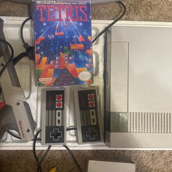 Nintendo NES With Tetris In Box
