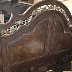 Cal King Bed Frame Set