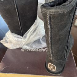 Bear paw New Women Size 8