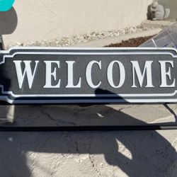 Metal Table Top Welcome Signs