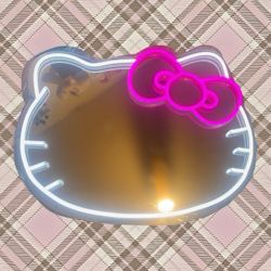 ⋆ ˚｡⋆୨୧˚ Hello kitty mirror ˚୨୧⋆｡˚ ⋆