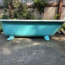 Vintage Cast Iron Tub