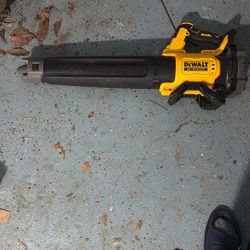 DeWalt Leaf Blower 