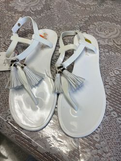 New Shoes Sandles Size 7
