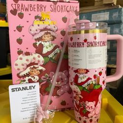 Strawberry shortcake Stanley