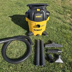 Dewalt 12 Gallon Wet/Dry Vac Shop-Vac