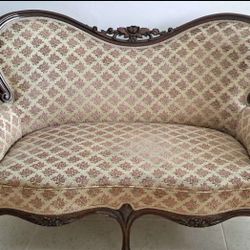 Victorian Style Carved Wood Settee - Antique
