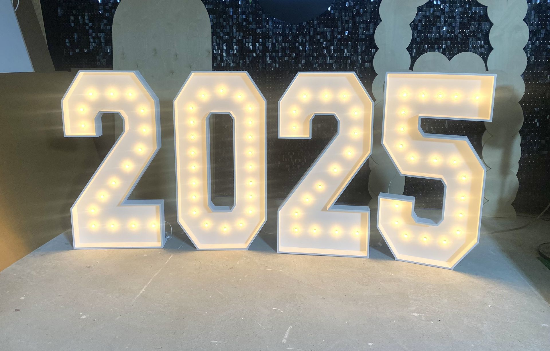 4 Ft Marquet Light Number’s And Letters