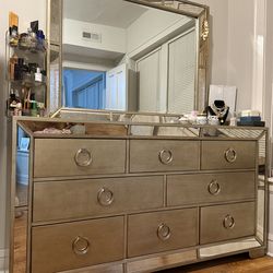 3 piece- mirror, dresser, nightstand