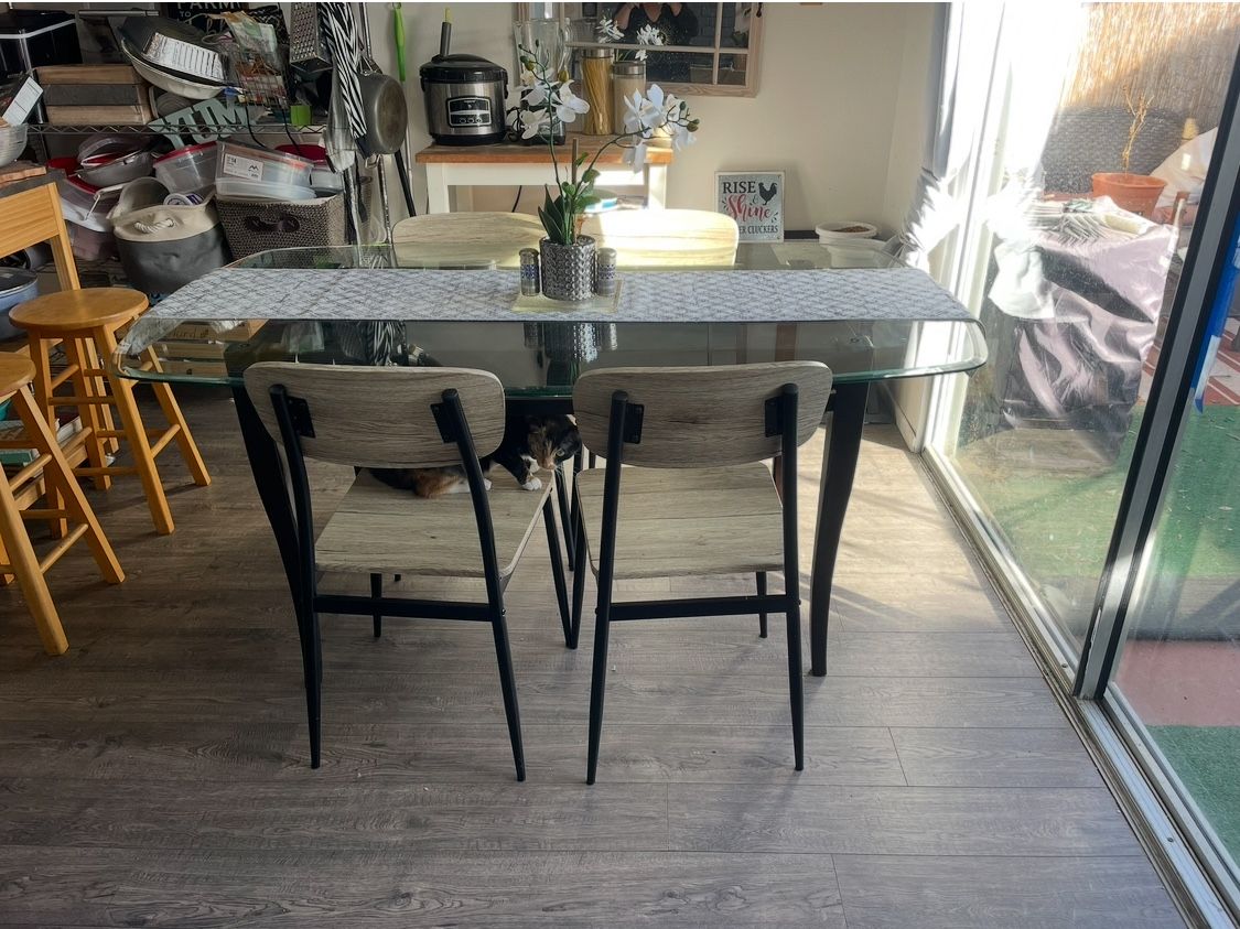 Black Glass Dining Table & 4 Chairs
