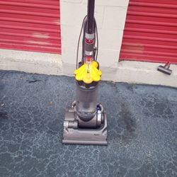 Vacuum Cleaner 