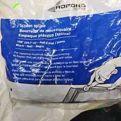 FLAT ,SCREEN SPLINE 100 FEET. 30.5 METERS COLOR BLACK 