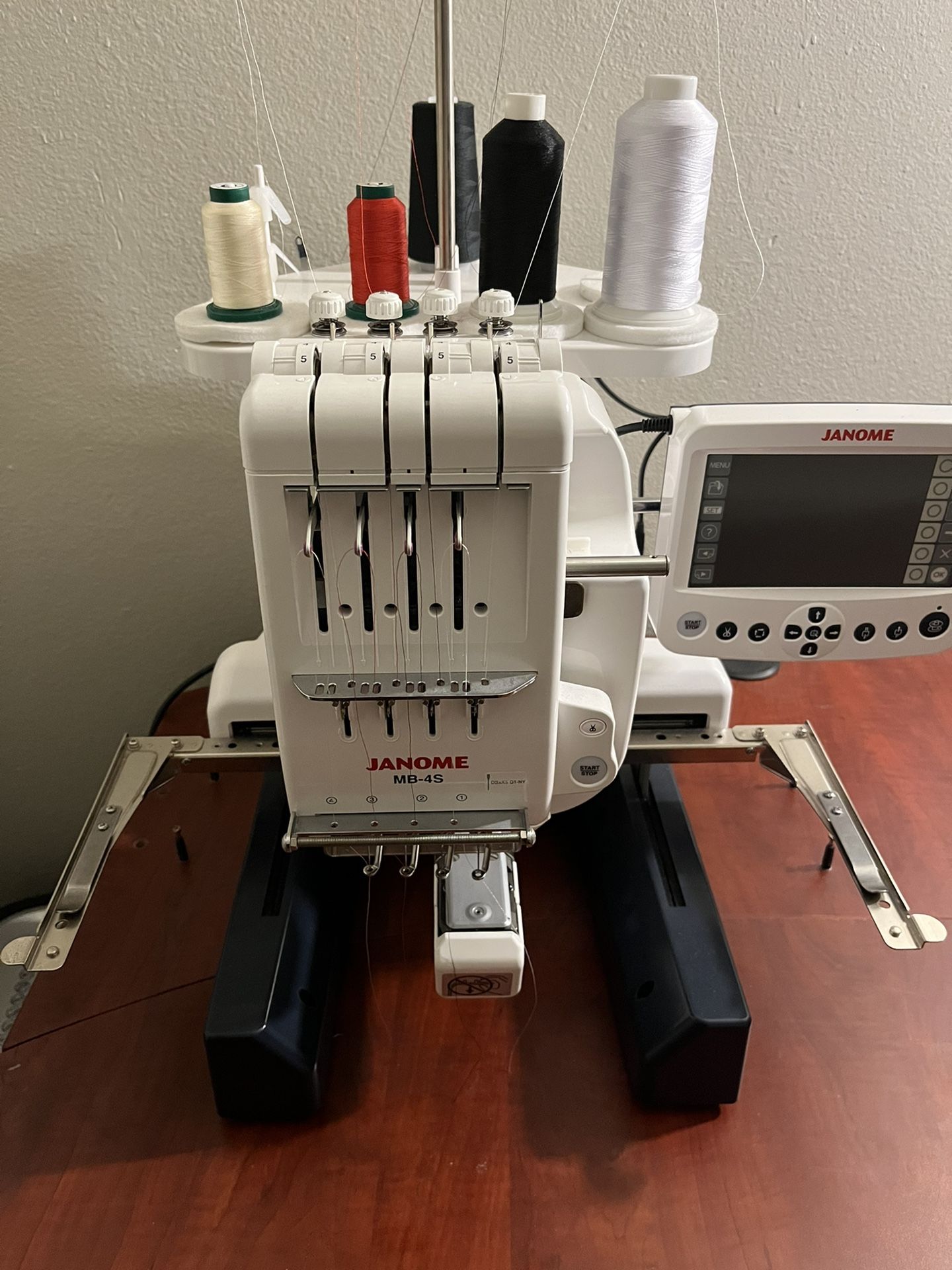 PRICE DROP JANOME MB4S 4NEEDLE EMBROIDERY MACHINE for Sale in Los