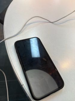 iPhone 16e