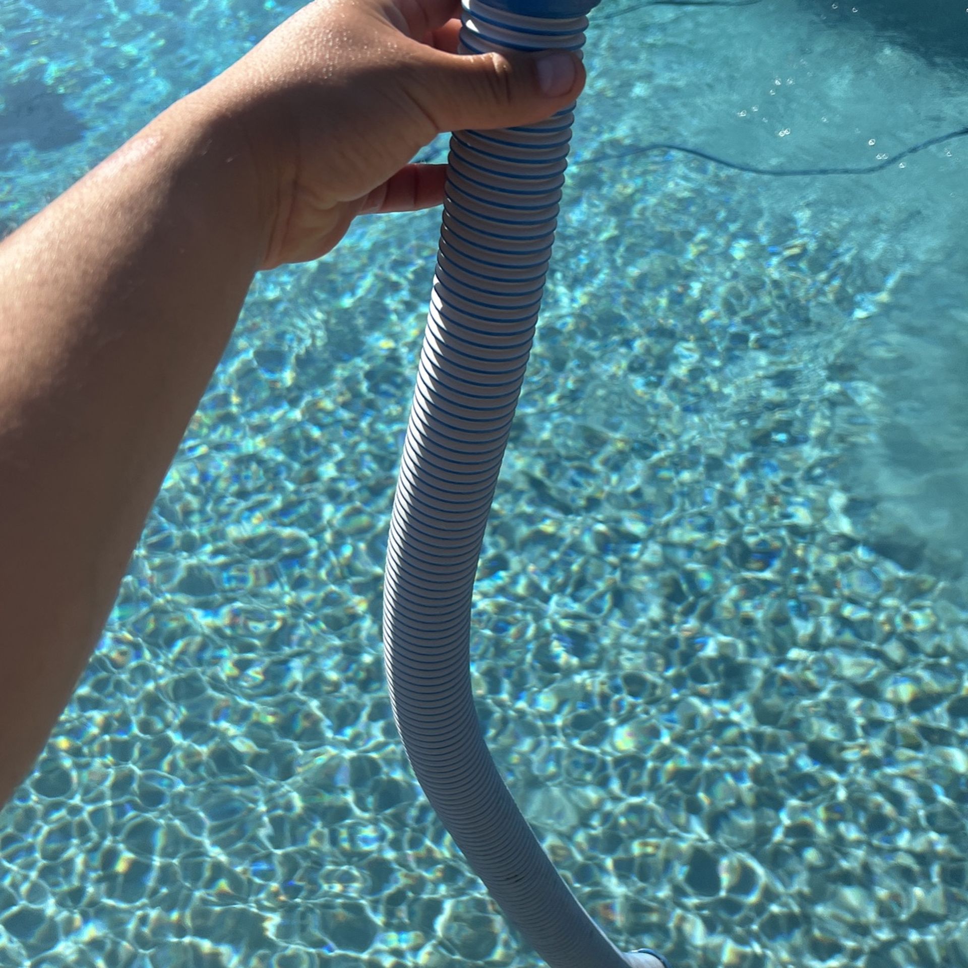 Pool Skimmer