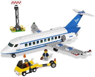 Lego passenger plane set 3181