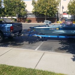 1989 Champion Bass Boat