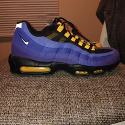 Nike Air Max 95 
LeBron Lakers