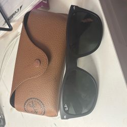 RAY Ban 