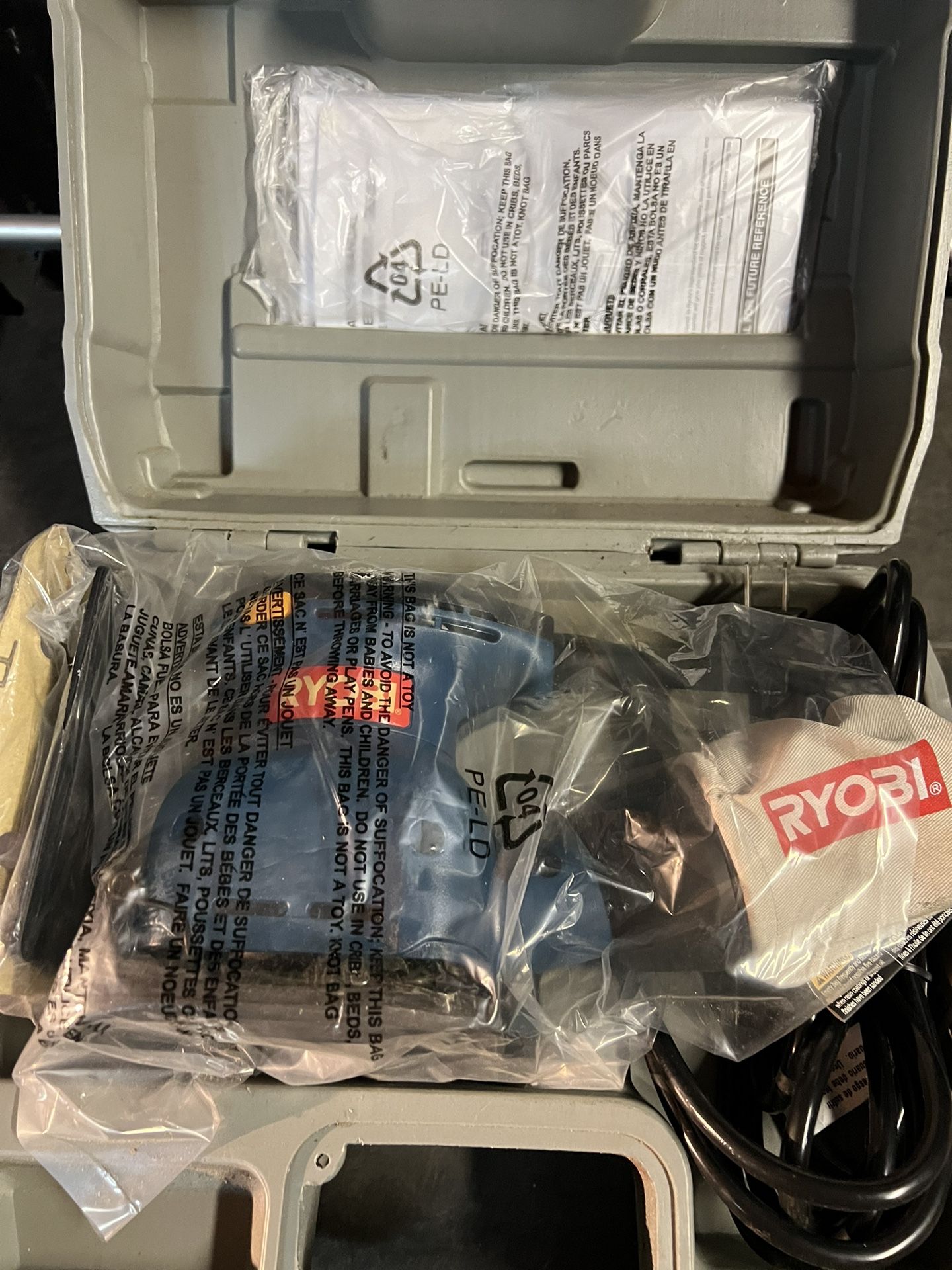 Ryobi 1/4 Sheet Sander