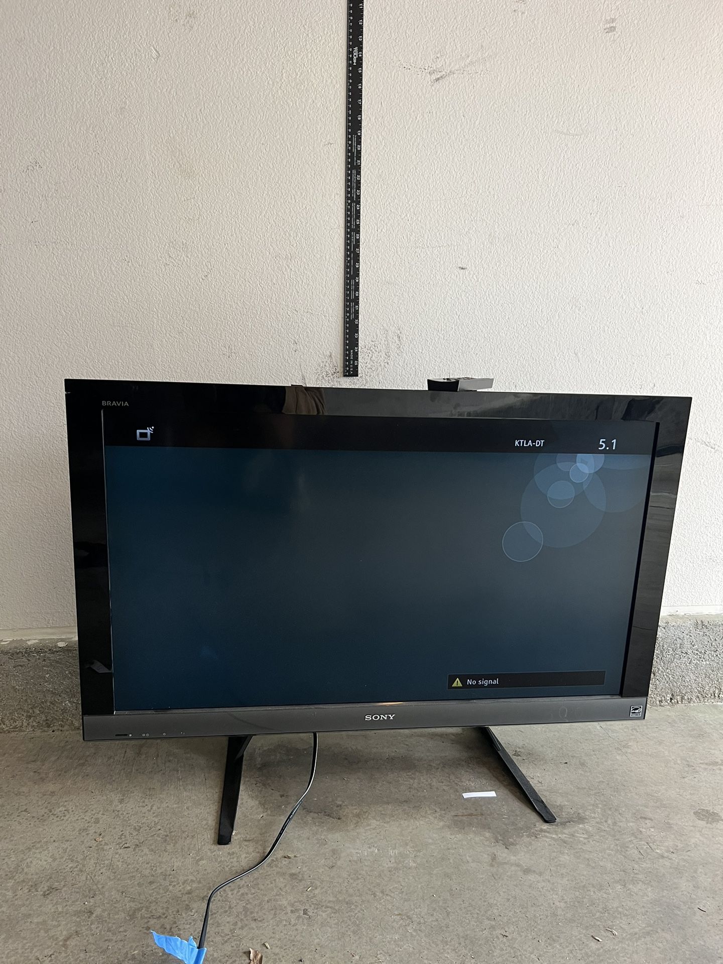 SONY KDL40X400 40" Bravia 1080p LCD TV for Sale in Irvine, CA OfferUp