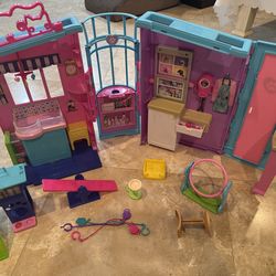 Barbie Pet Care Center Playset