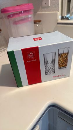 6 Glass cups
