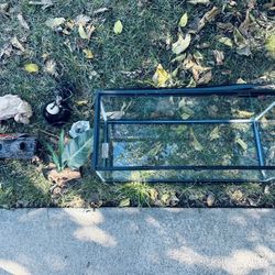 Pet Tank And Accessories 