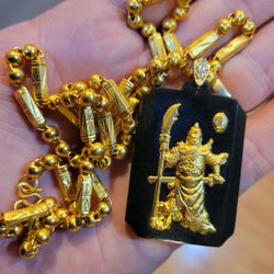 BLACK JADE PENDANT 24KT /14KT (NO CHAIN)