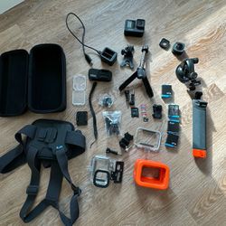 GoPro Black 9 Super Pack Of Accessories 