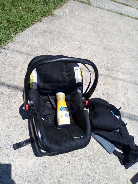Black Car Seat Graco +Extras 
